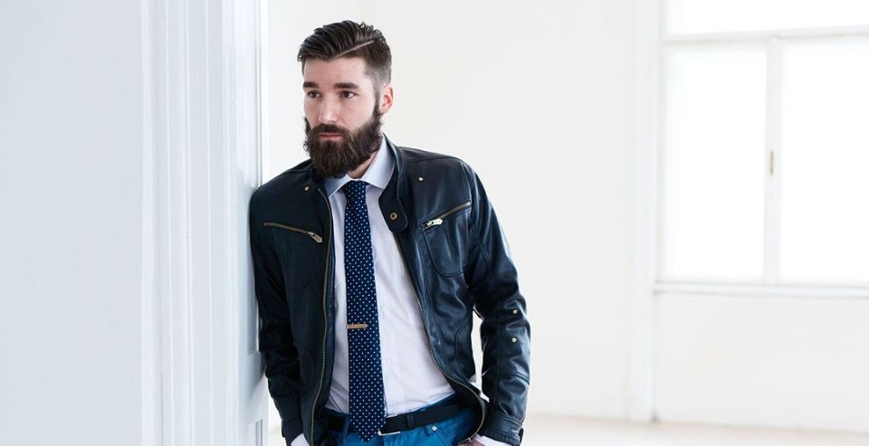 BeWooden - Wooden tie clip video model