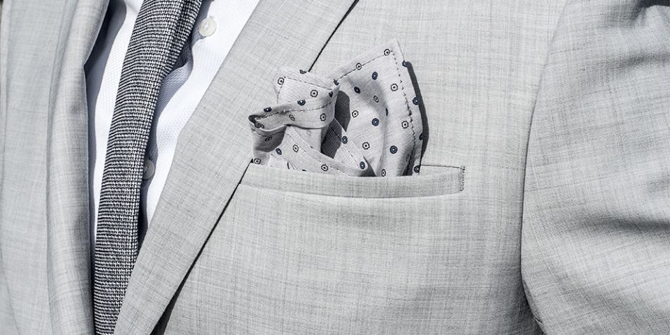 BeWooden - Man in a gray jacket with Blue Dots pocket square