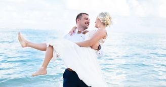 A wedding on the beach of an exotic paradise