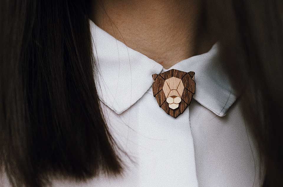 Broche lion