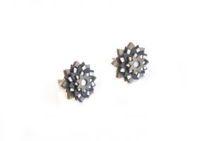 Wooden earrings Nox Star Flower Earrings