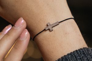 String bracelet Cross Wooden Bracelet