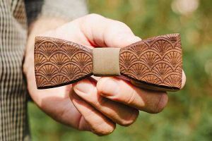 Wooden Bow Tie Gloria