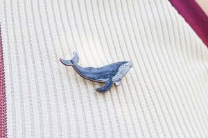 Wooden Brooch Whale – by Epipi