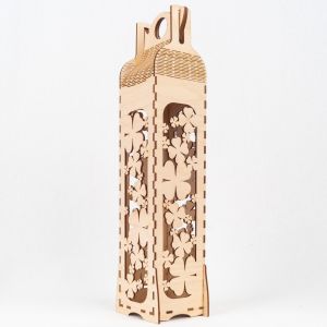 Wooden Wine Box with Four-Leaf Clovers