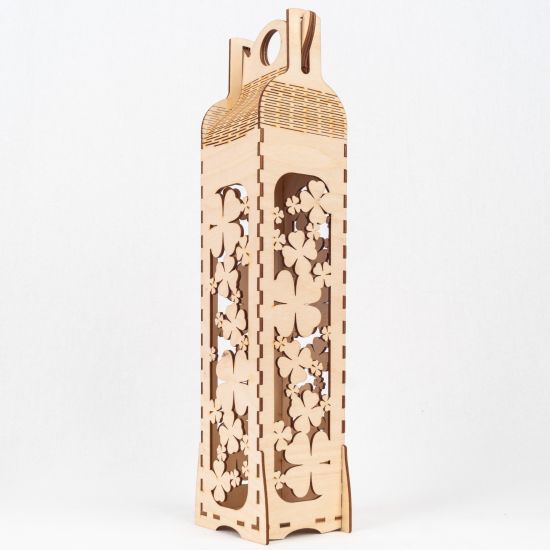 Wooden Wine Box with Four-Leaf Clovers Wooden Wine Box with Four-Leaf Clovers